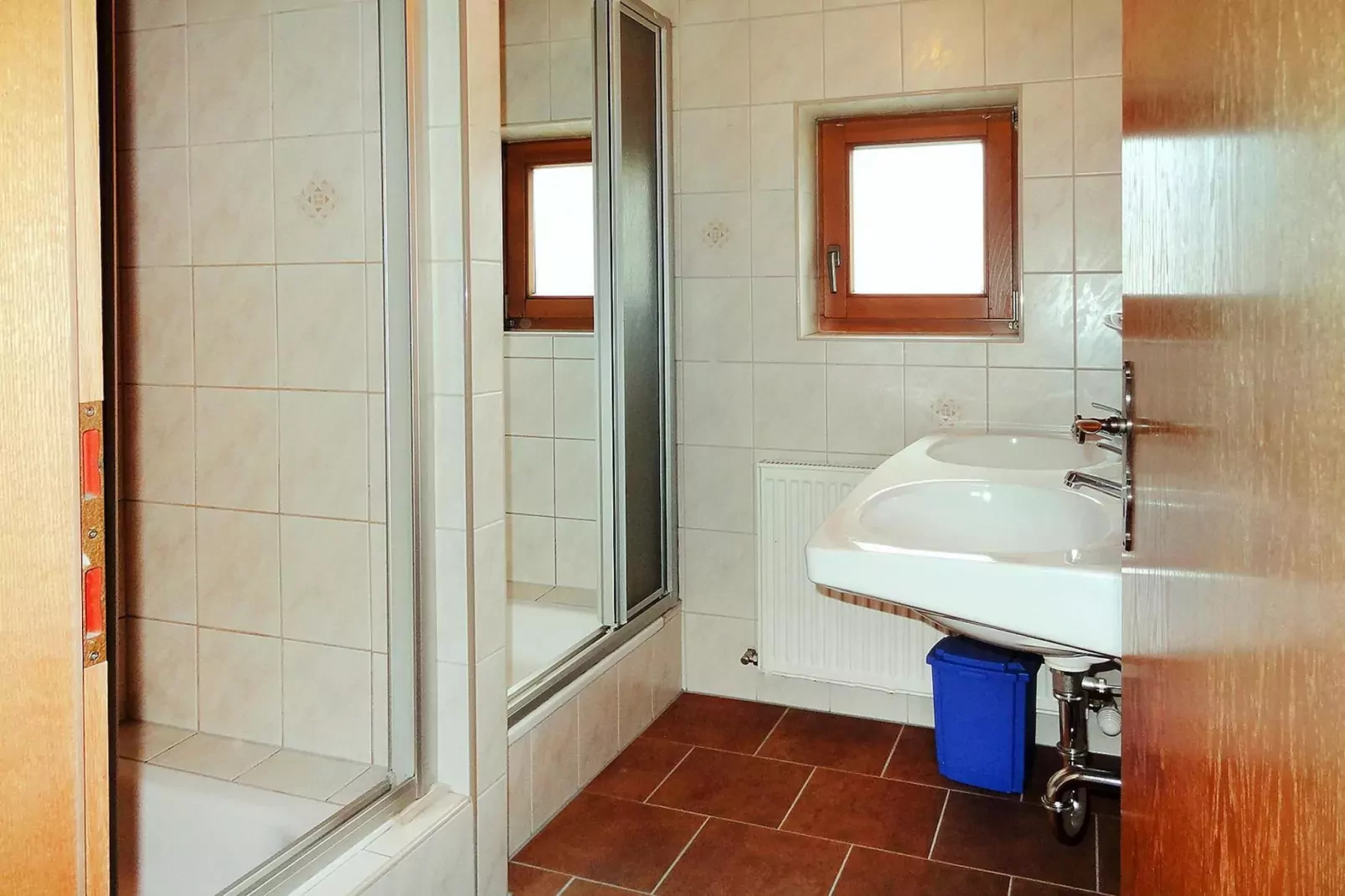 Ferienhaus Joachim - 20 Personen-Bathroom