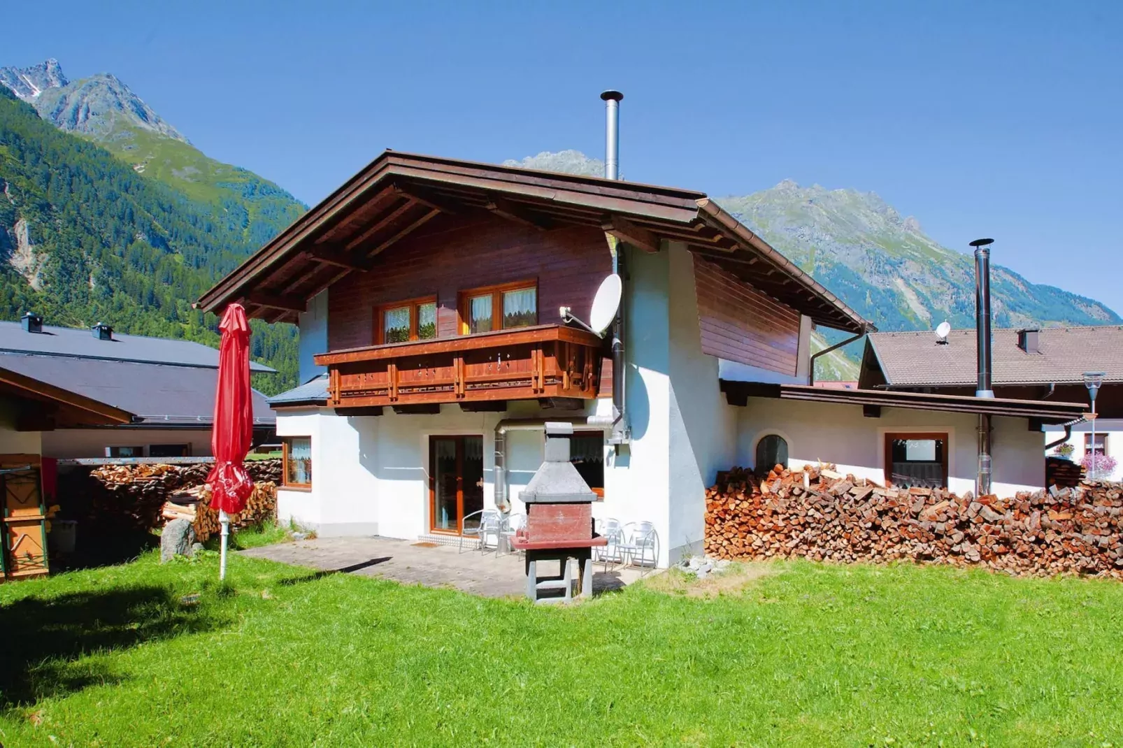 Ferienhaus Joachim - 20 Personen-Exterior summer