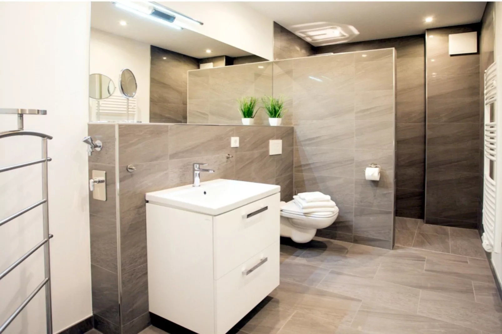 Apartment 65 qm mit Spreeblick-Bathroom