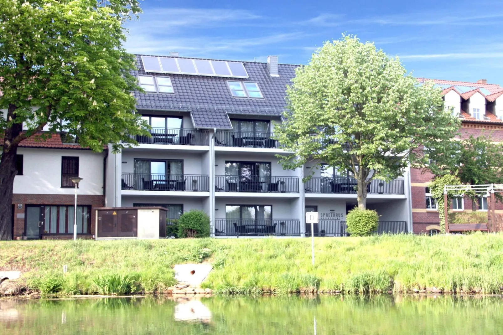 Apartment 75 qm mit Spreeblick-Exterior summer