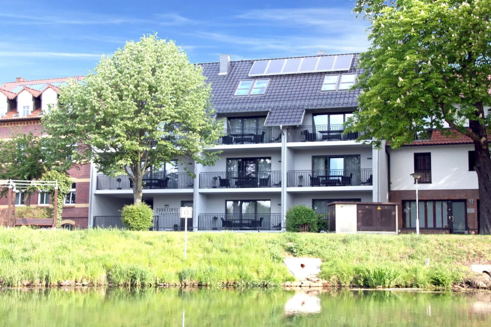Apartment 75 qm mit Spreeblick-Exterior summer