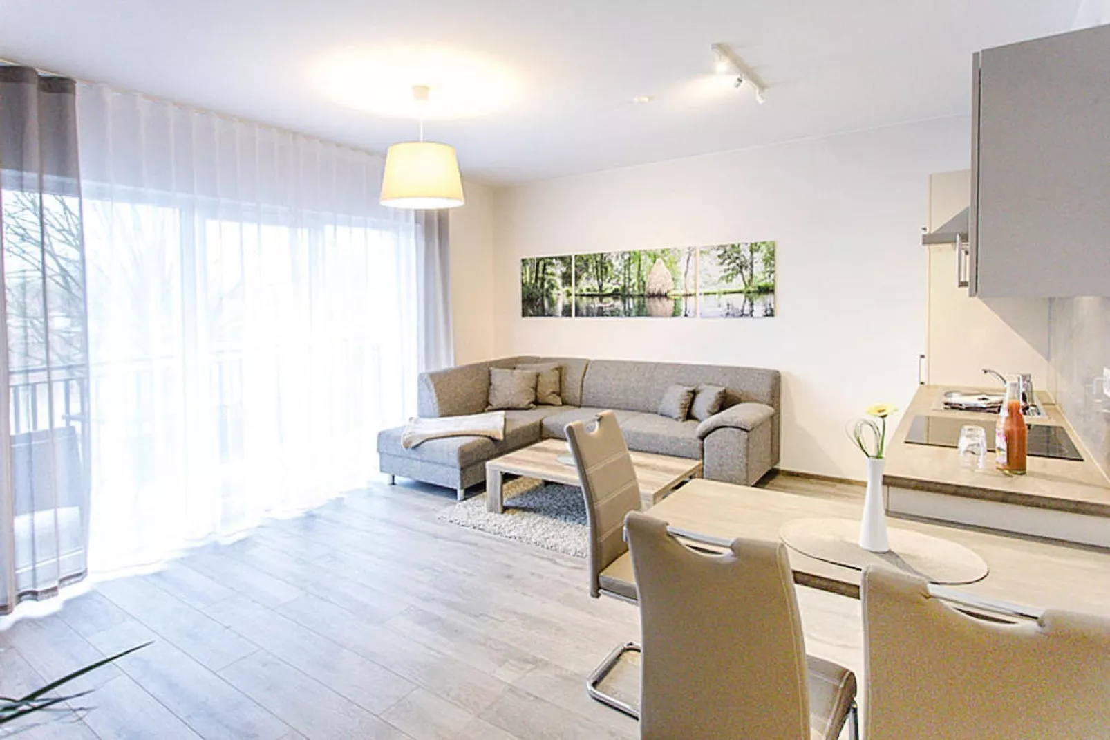 Apartment 75 qm mit Spreeblick-Living room