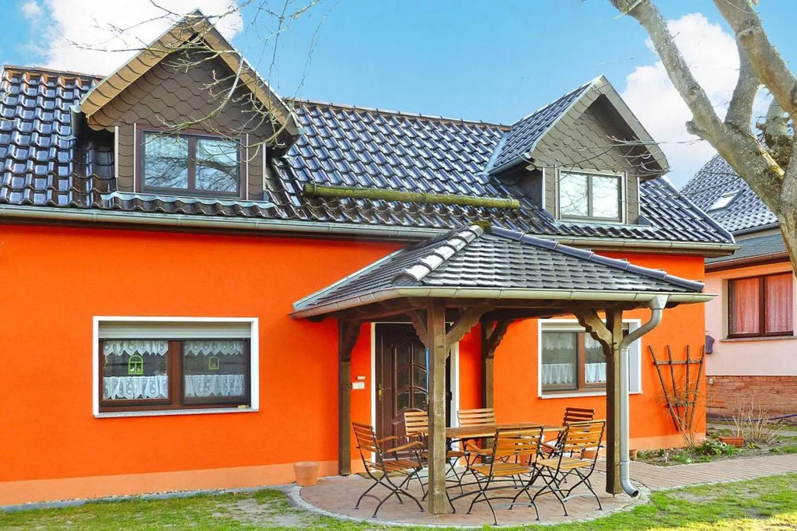 Ferienhaus Zum Storchennest-Exterior summer