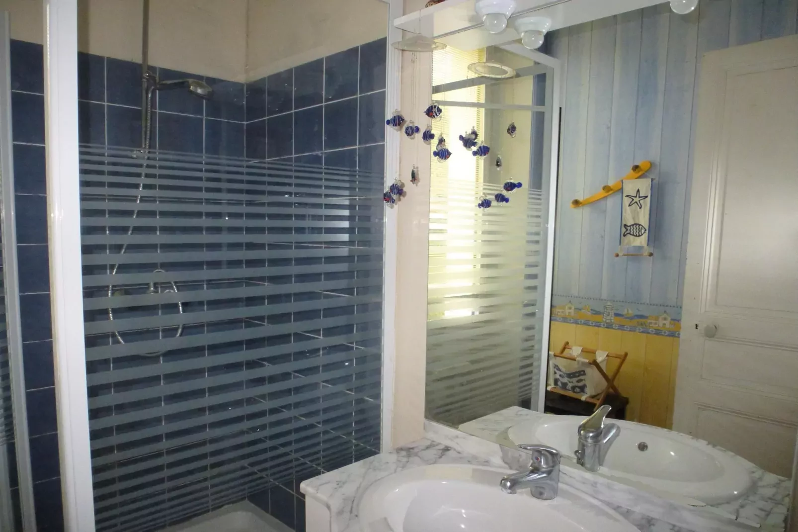 Appartement Port-Blanc-Salle de bain