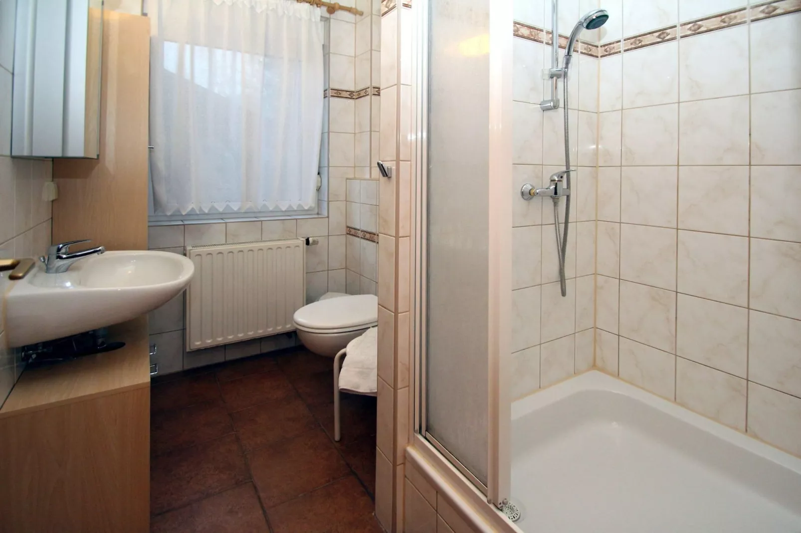 Ferienwohnung im EG in Alt Zauche-Bathroom