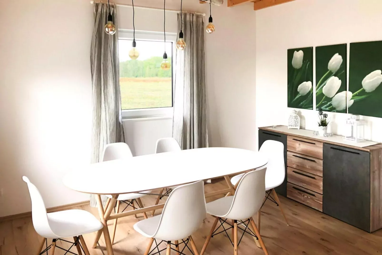 Bungalow am Partwitzer See-Dining room