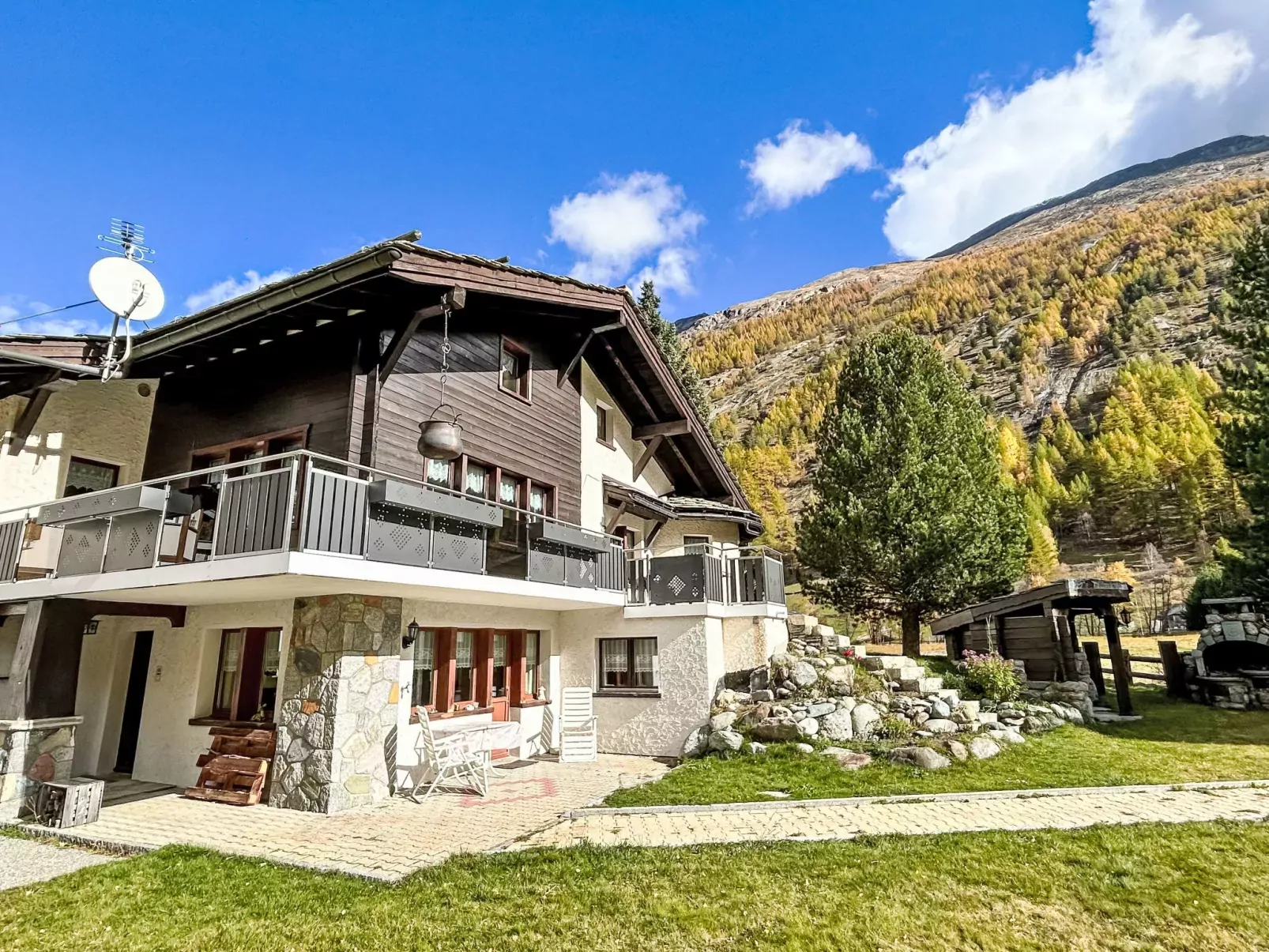 Chalet Sunstar Klein-Outside