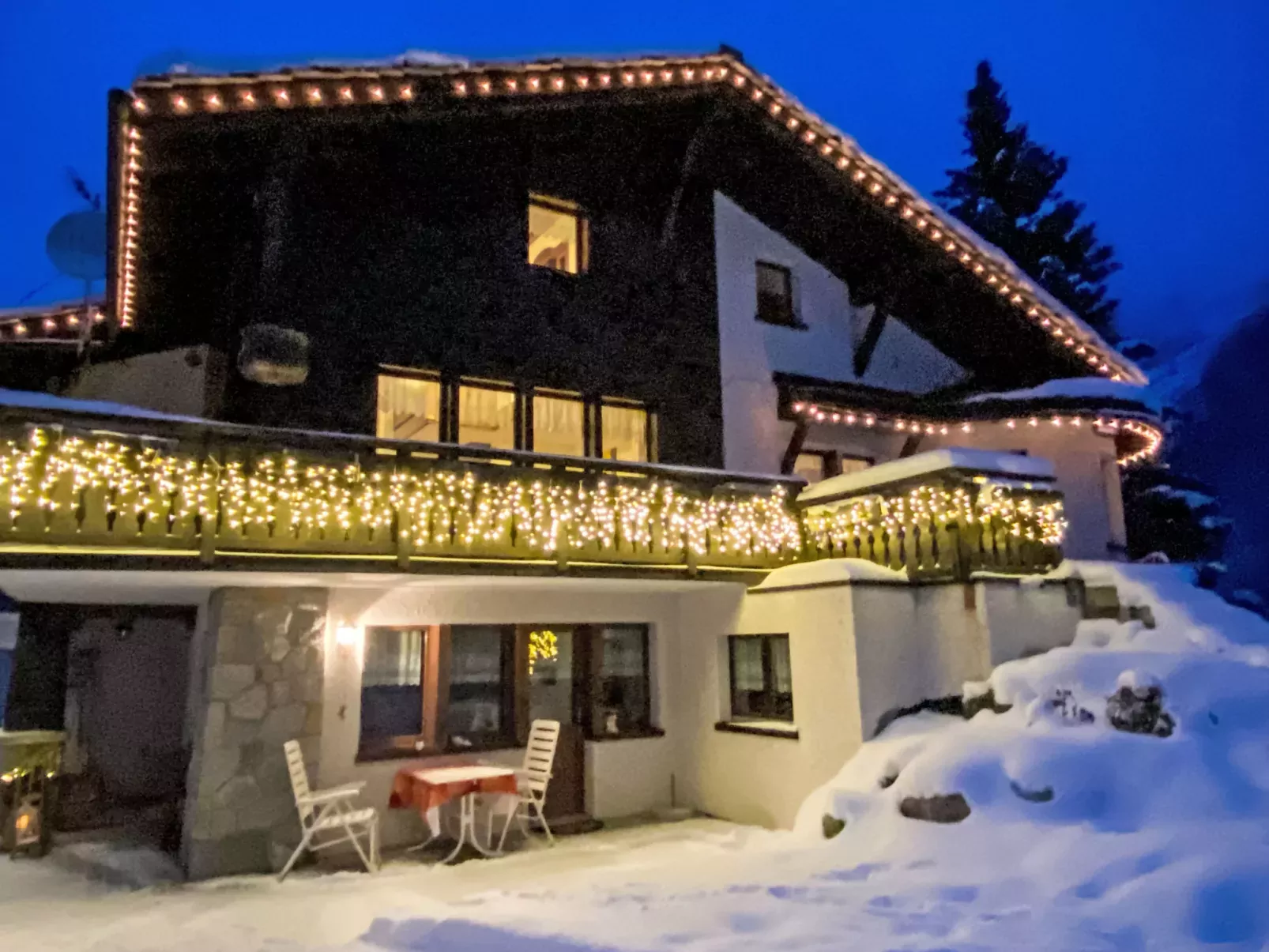 Chalet Sunstar Klein-Outside