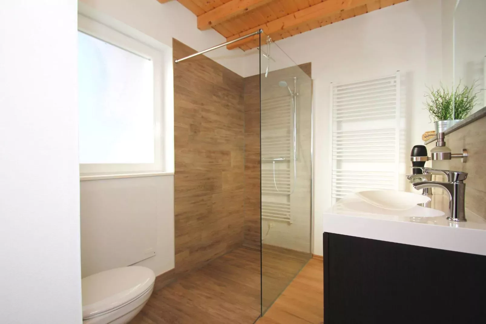 Bungalow am Partwitzer See-Bathroom