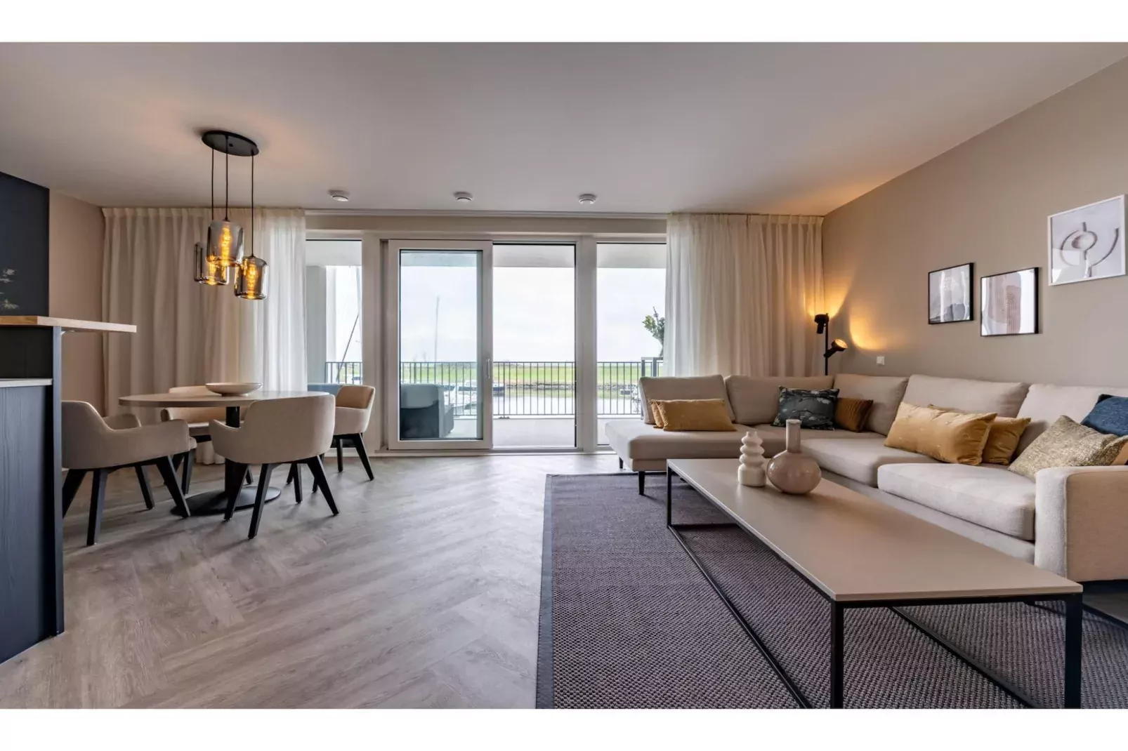 Harbour Loft1J-havenzicht-Wohnzimmer