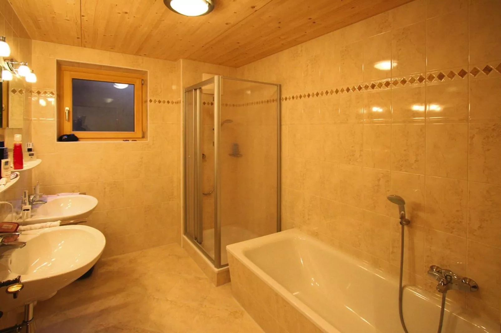 Chalet Rosenalm-Bathroom