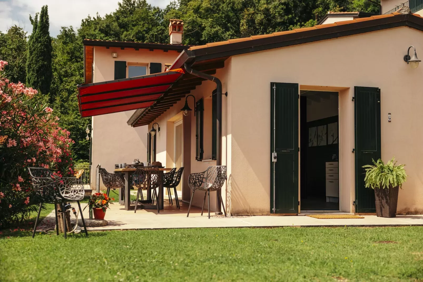Holiday home Residence Nautic Resort San Carlo Gargnano-Villa Ortensia-Exterior summer