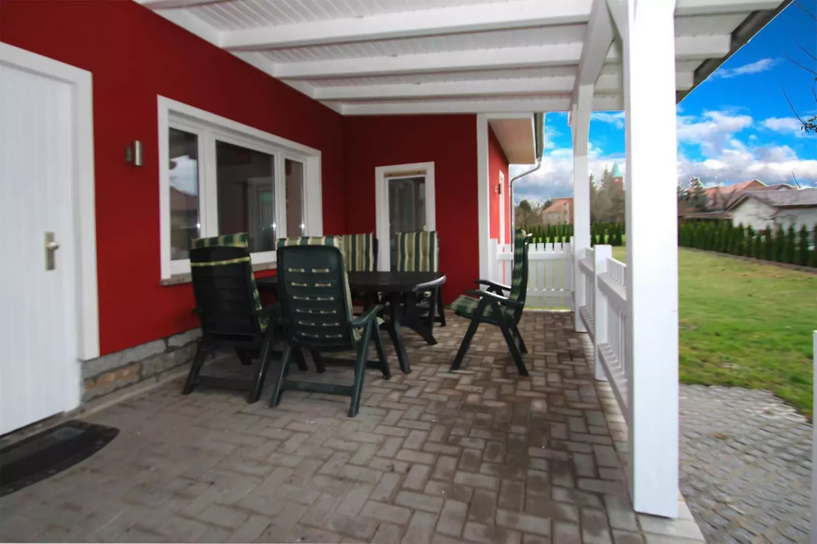 Bungalow in Senftenberg-Terrace balcony