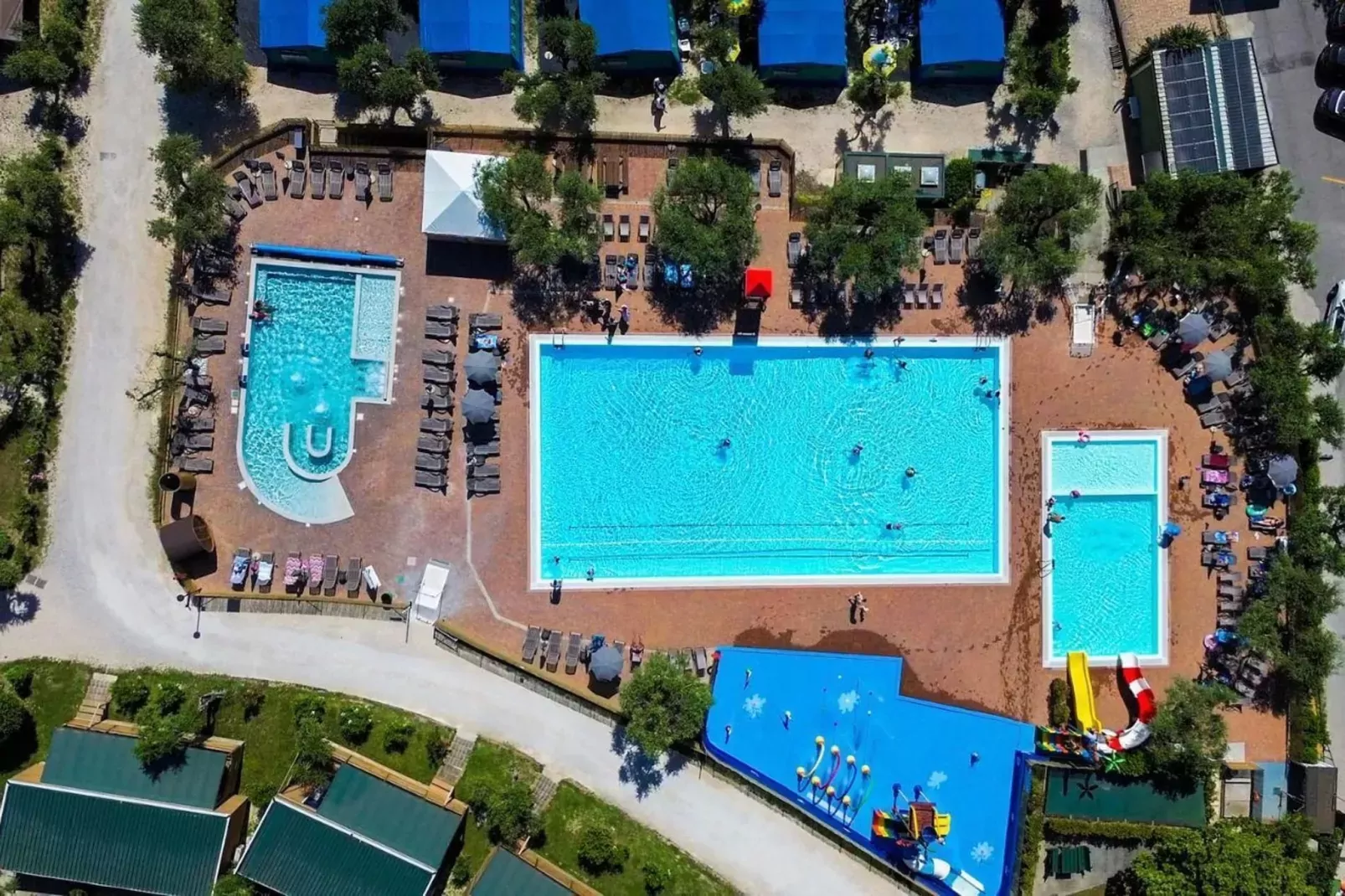 Caravan park della Colombaia, Padenghe sul Garda-CM Piazetta Fam.-Schwimmbad