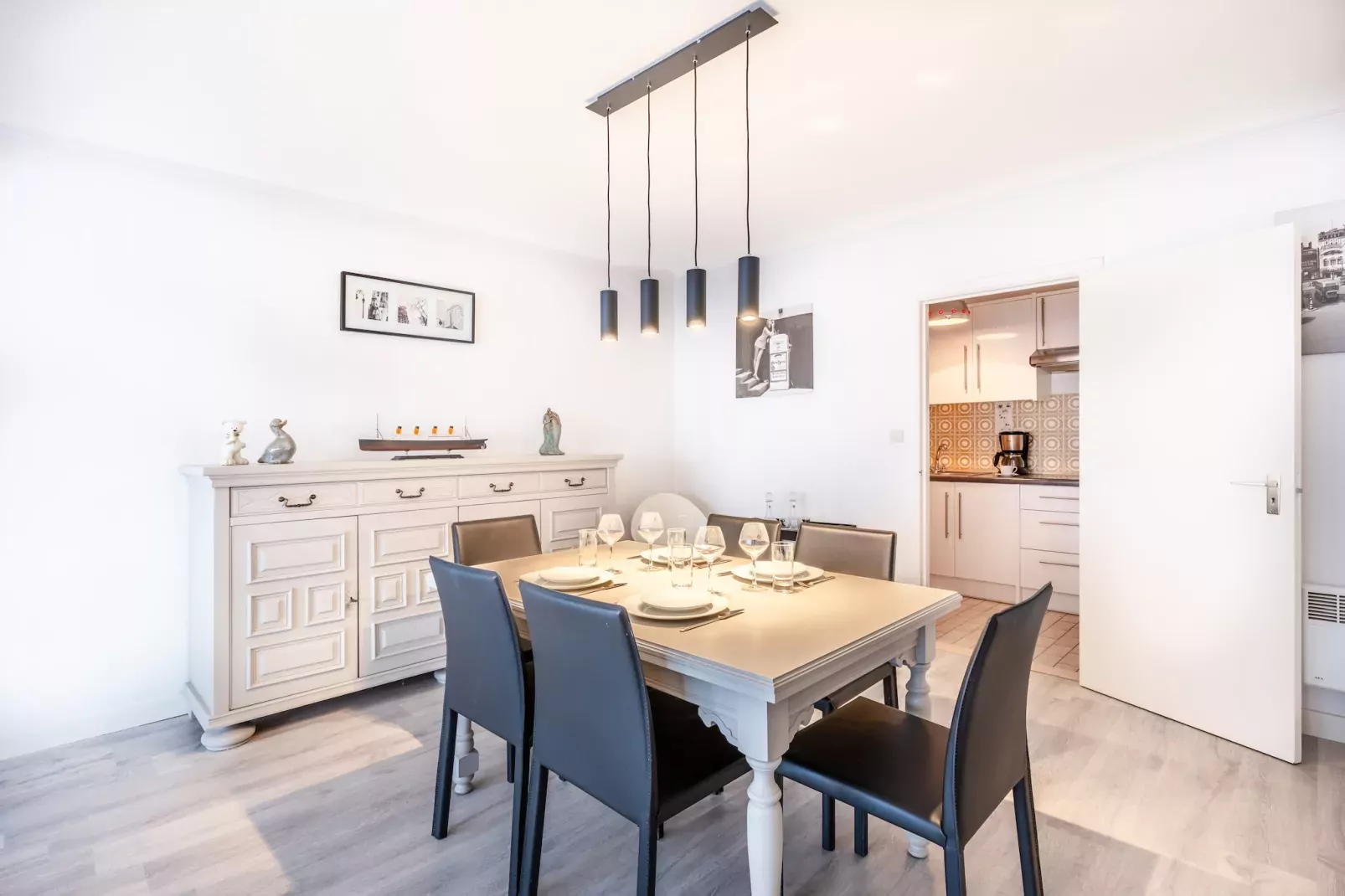 Ter panne 103-Dining room