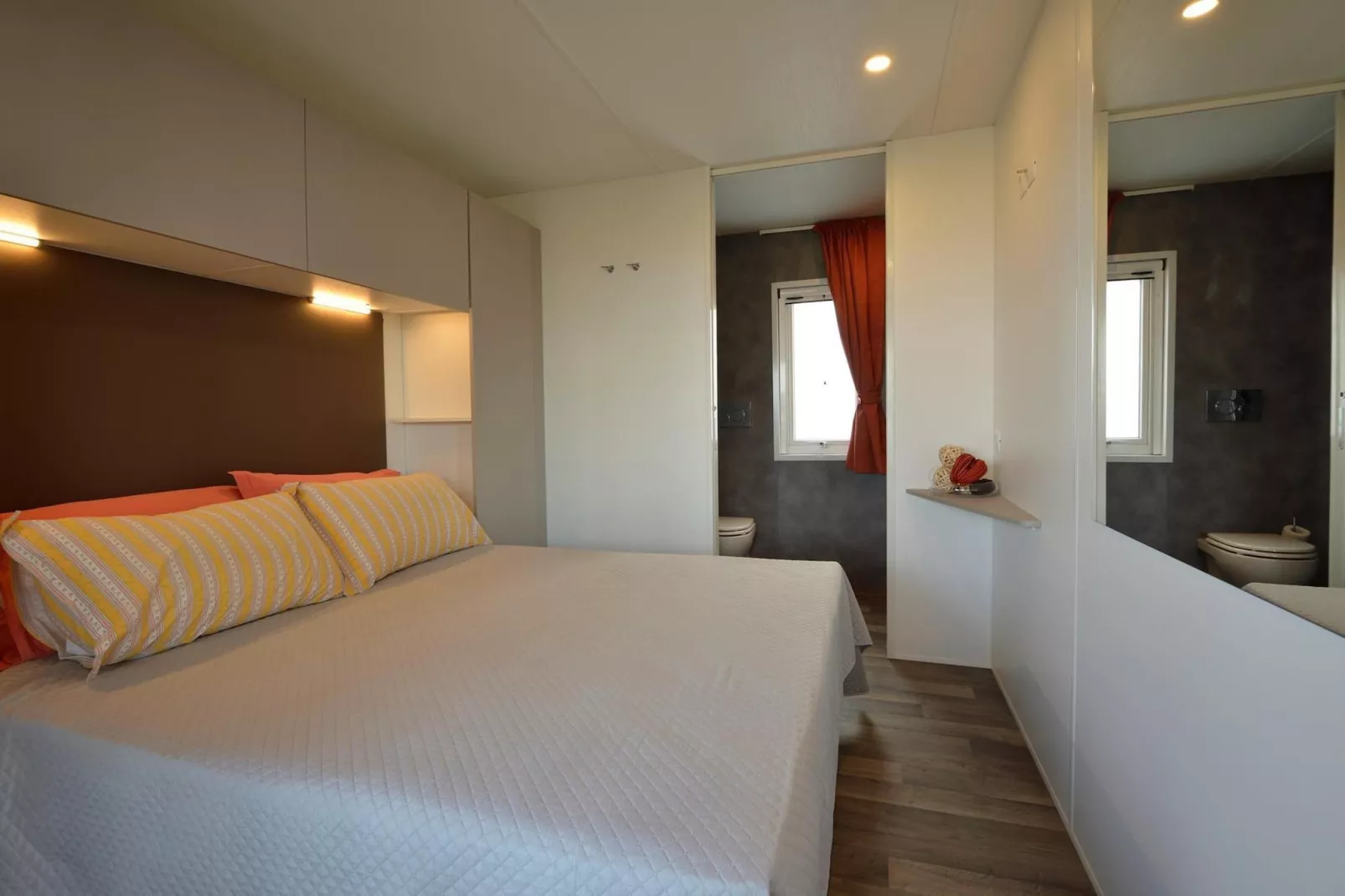 Caravan park della Colombaia, Padenghe sul Garda-CM Top Hill-Bedroom