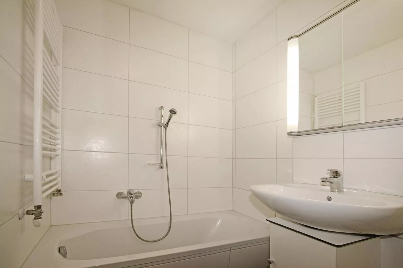 Edelweißanger-Bathroom