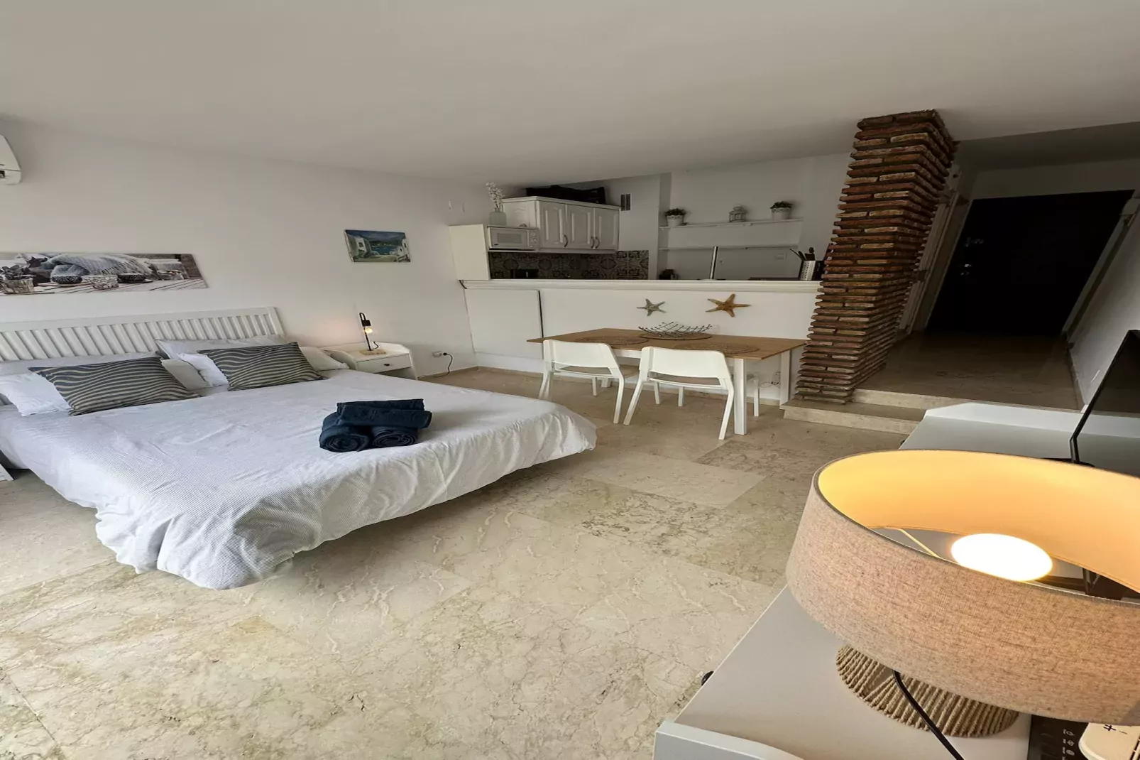 Benavista Studio - El Paraiso-Living room