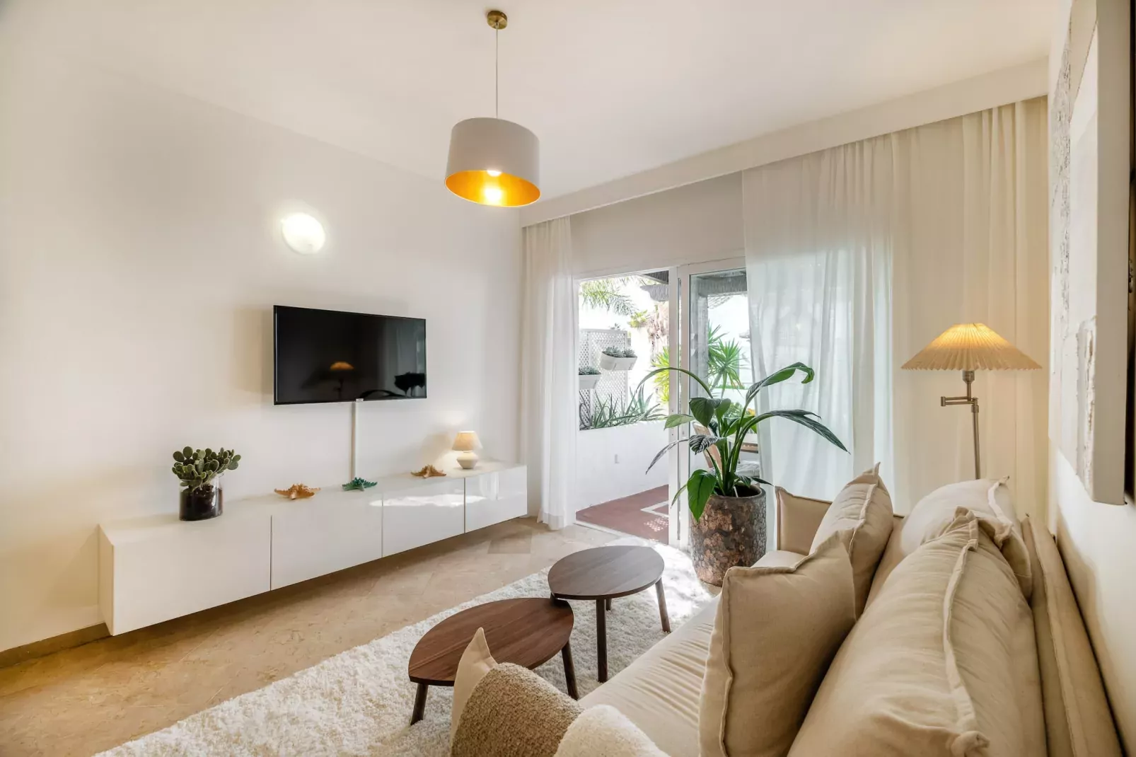 Costalita-Living room