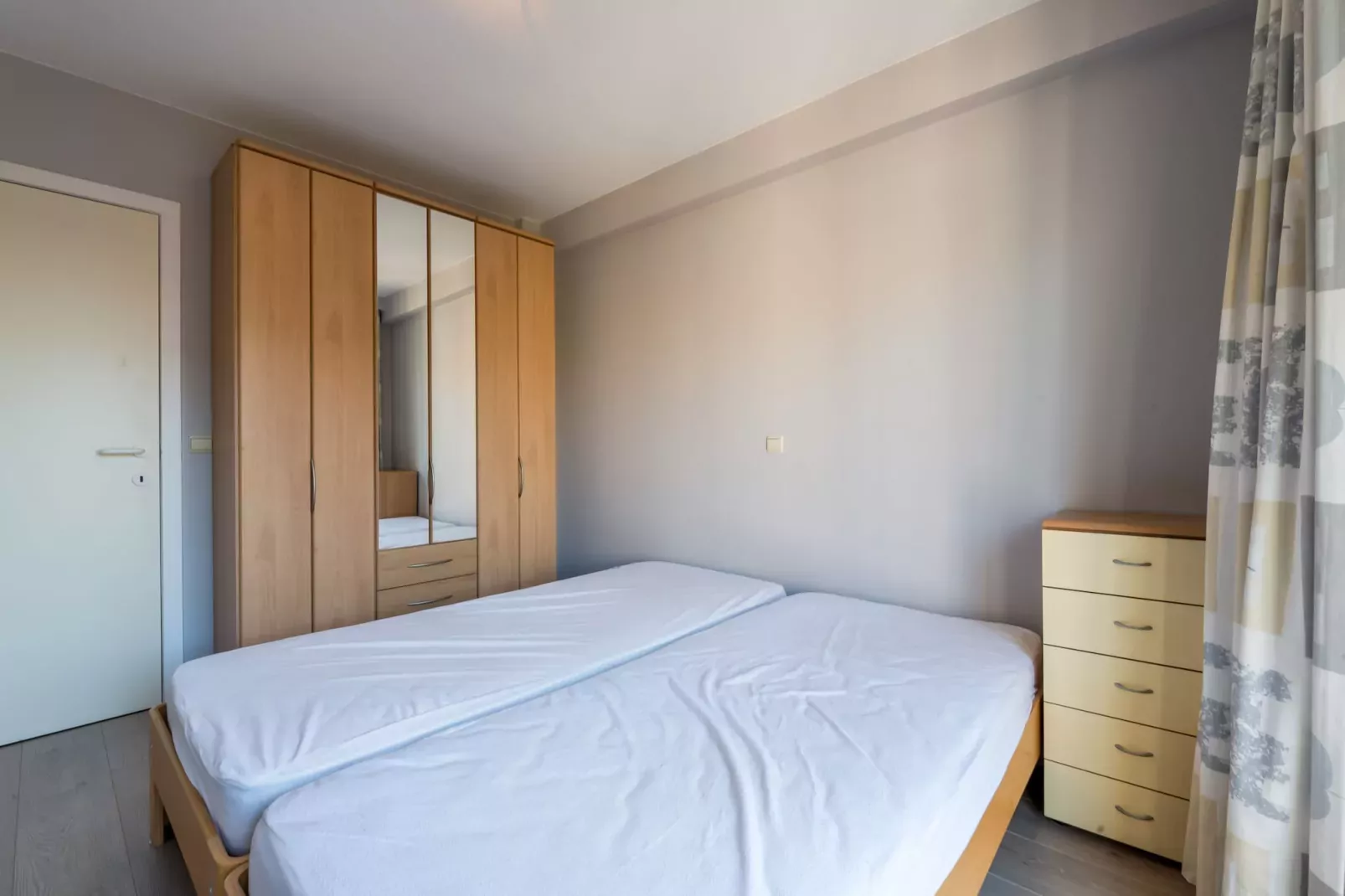 Sablon 501-Bedroom