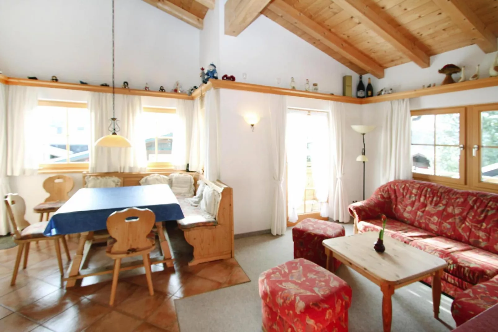 Chalet Verialta-Exterior summer