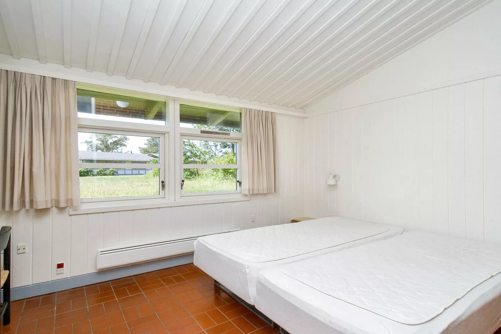 1 bad m/havkig Standard-Indoor