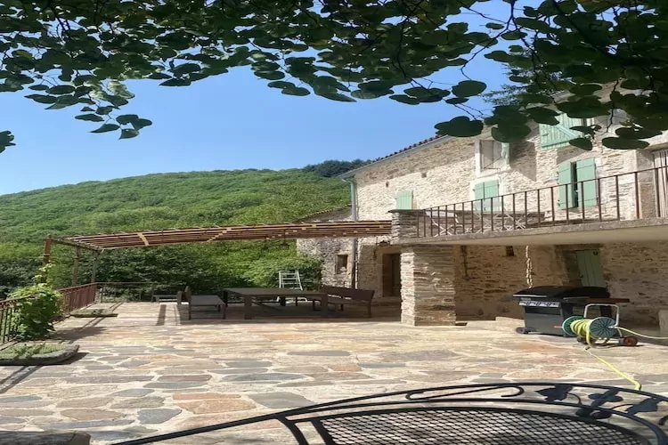 Domaine Courniou-Extérieur été