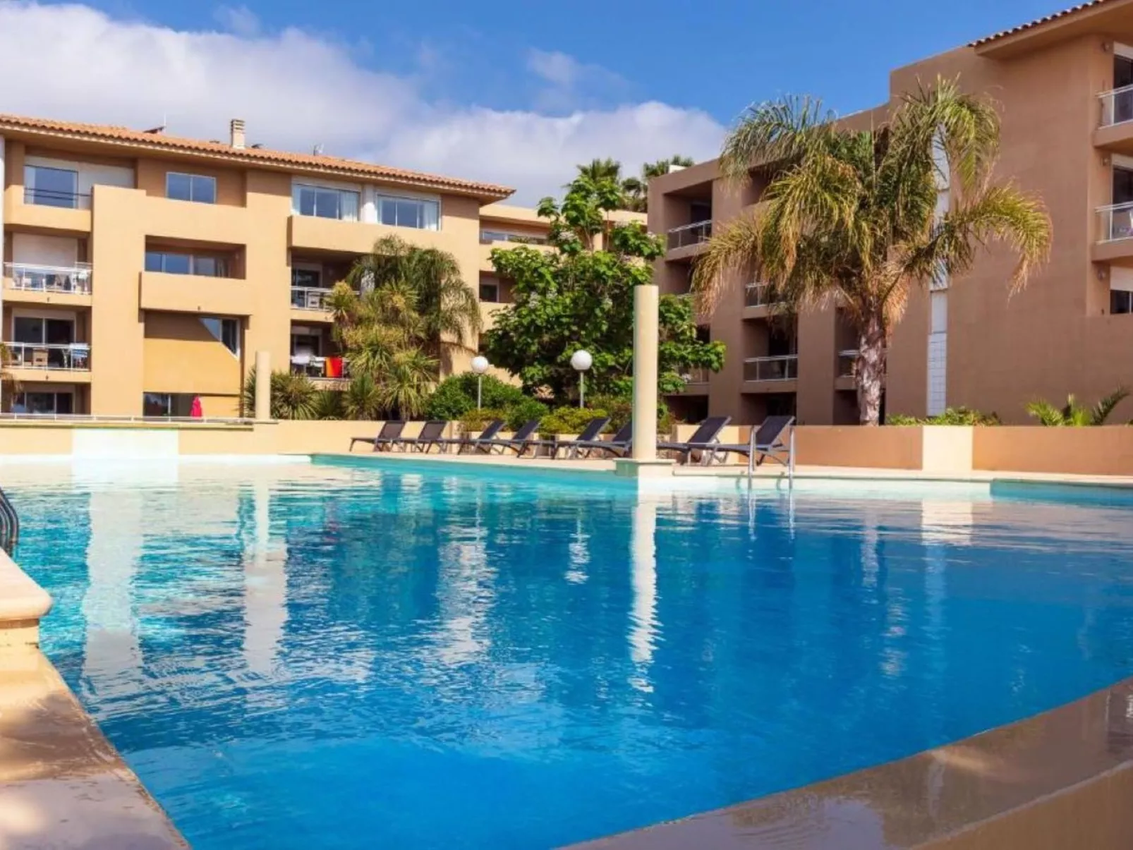 MB6 sans vue mer-Outside