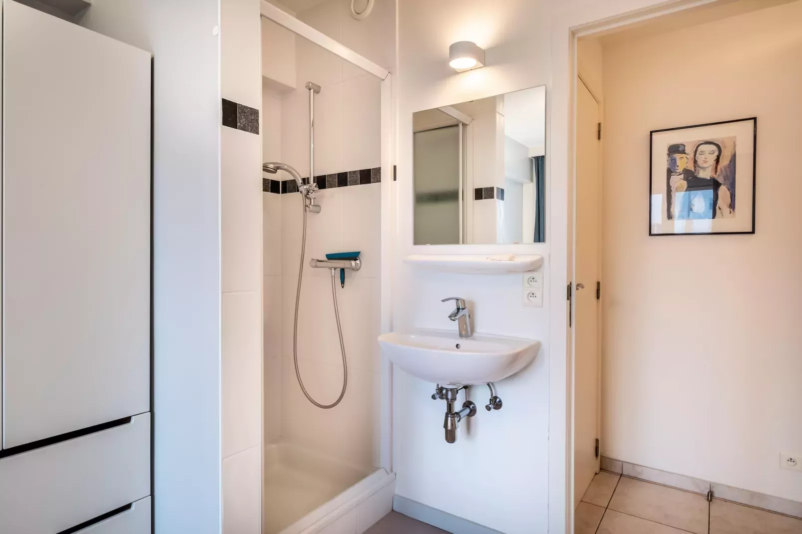Les Petrels 401G-Bathroom