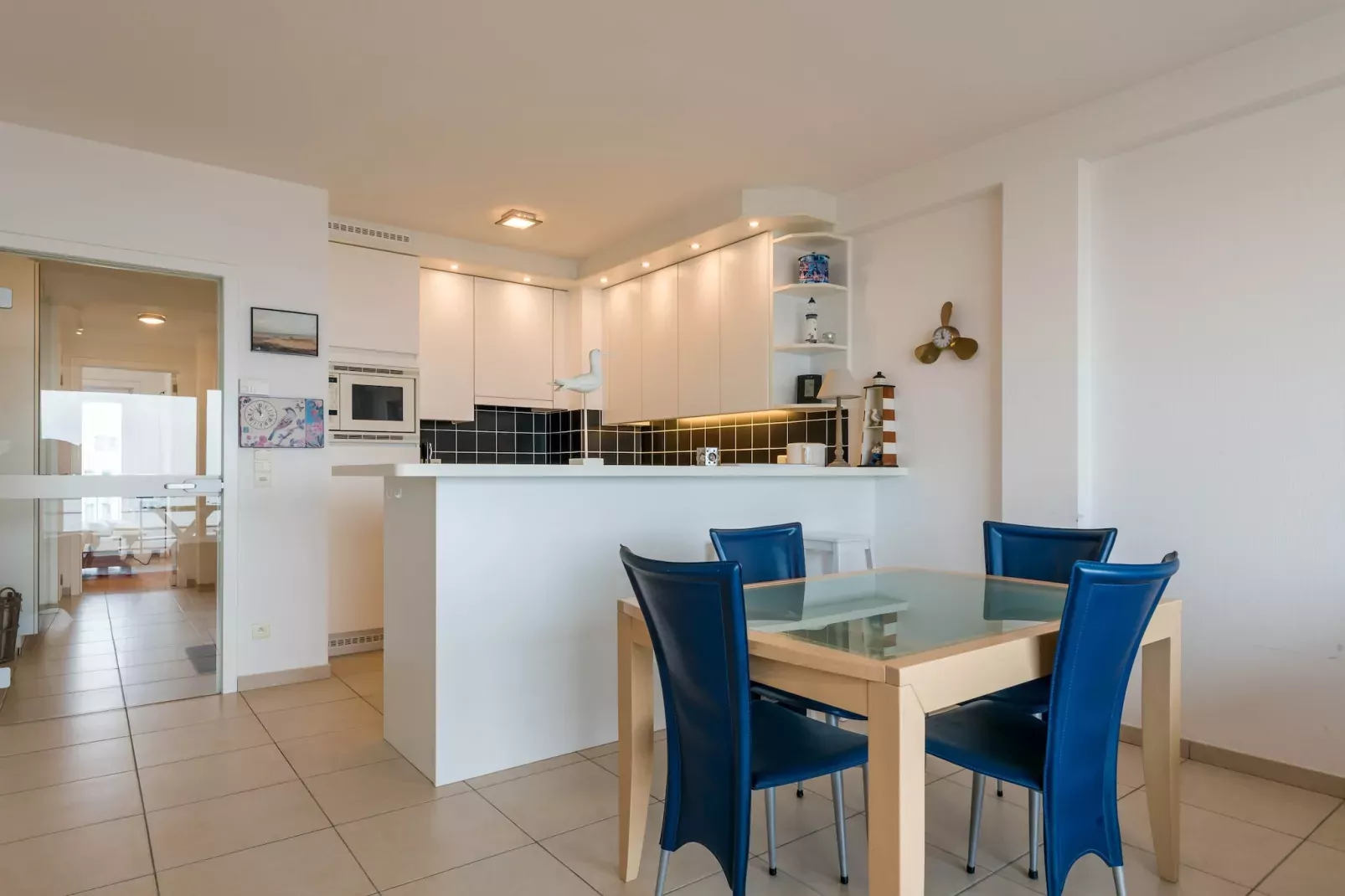 Les Petrels 601G-Dining room