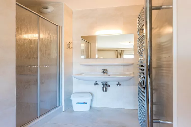 Guernsey 102 g21-Chambre