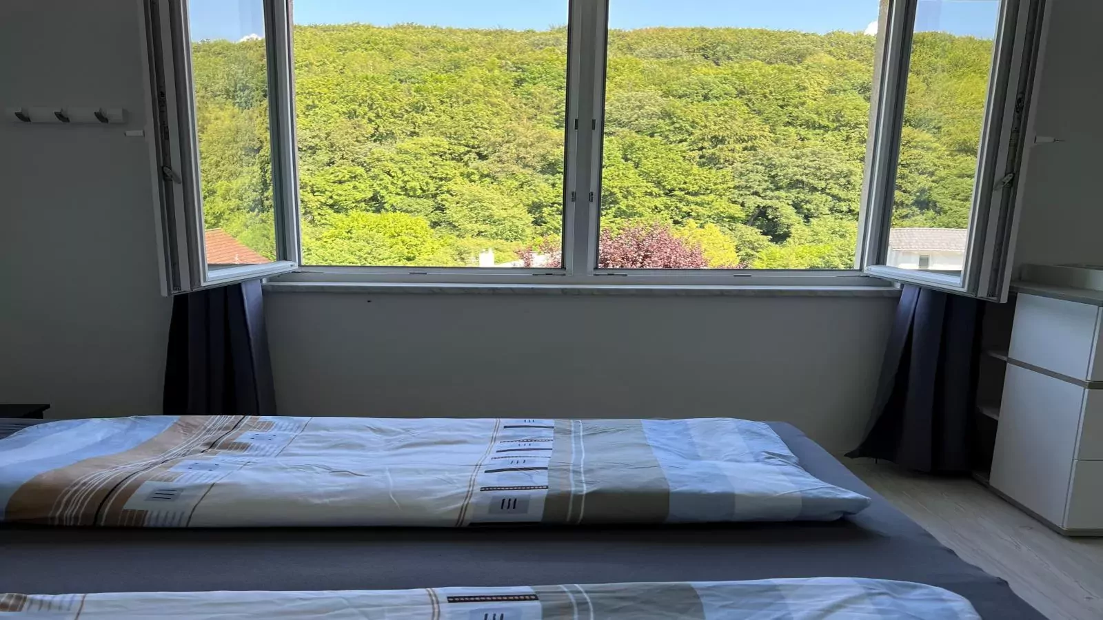 Wienerwaldblick-Schlafzimmer