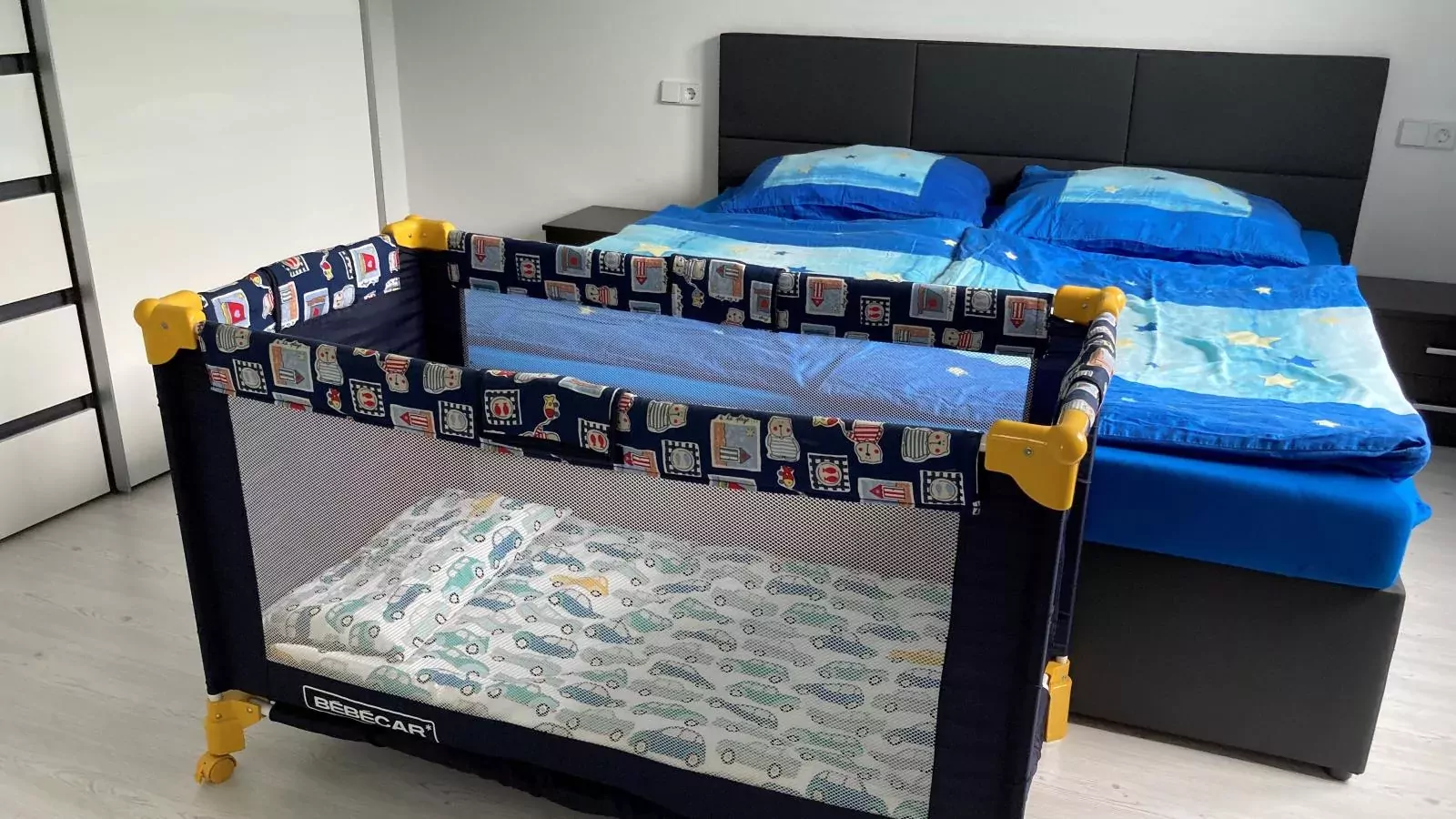 Wienerwaldblick-Schlafzimmer