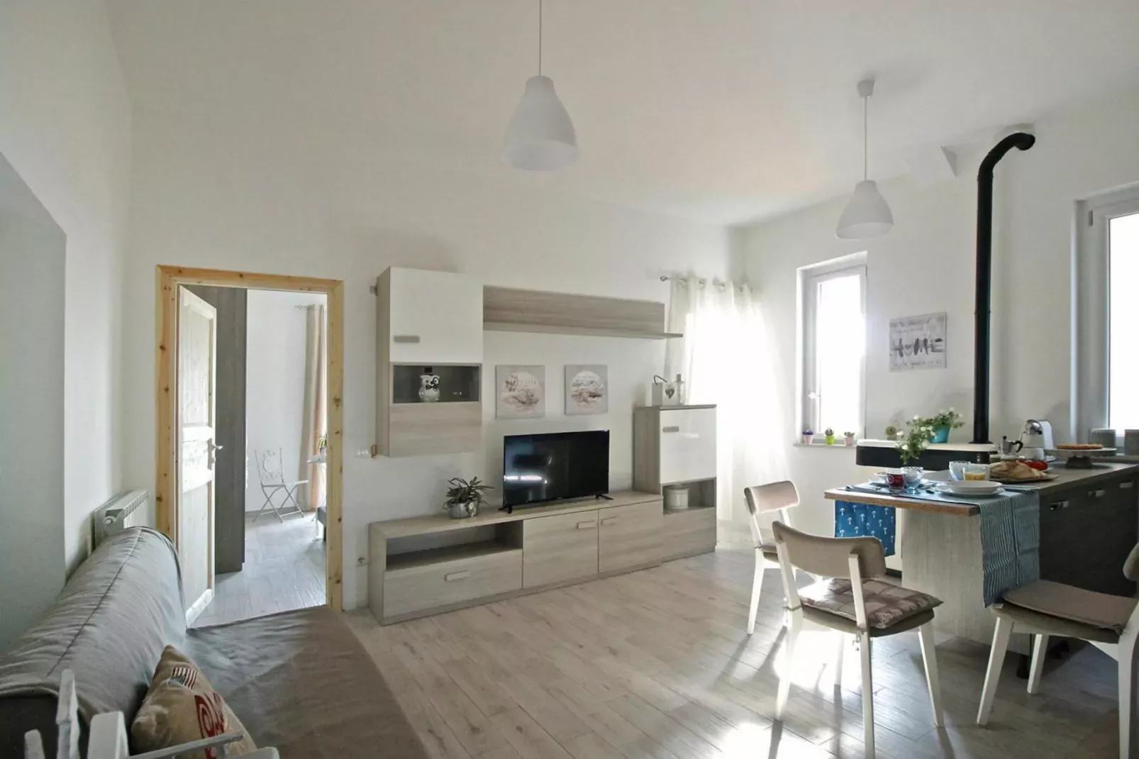 Holiday flat, Ladispoli-Casa Azzurra-Living room