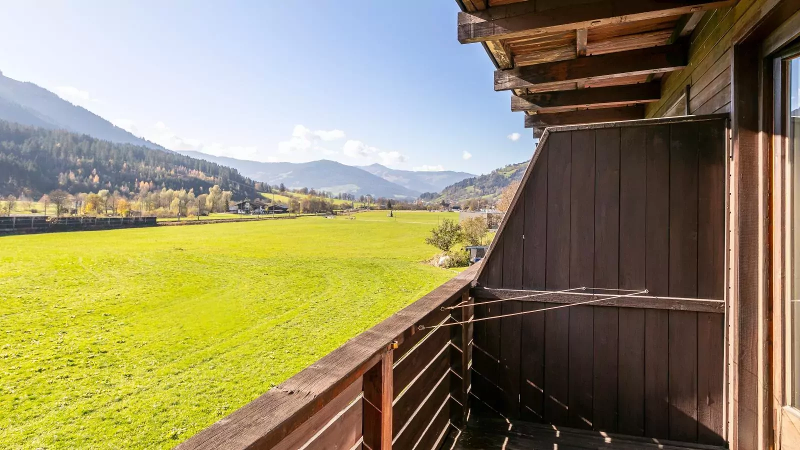 Brixen Alpin Living Top 3-Terrace balcony