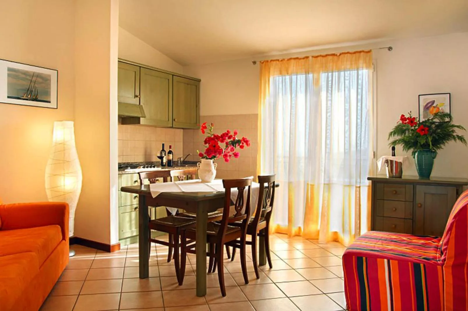 Ferienanlage Villa Giada Imperia - Type Twin Room Apt Orchidea B4-Dining room