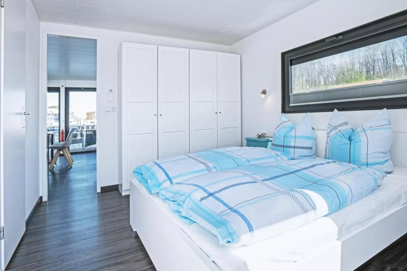Floating 33 - LP 16  / 3 Personen-Bedroom