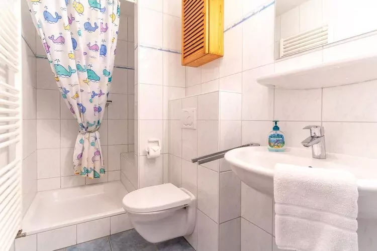 Reihenhaus Deichblick 6 Pers-Bathroom