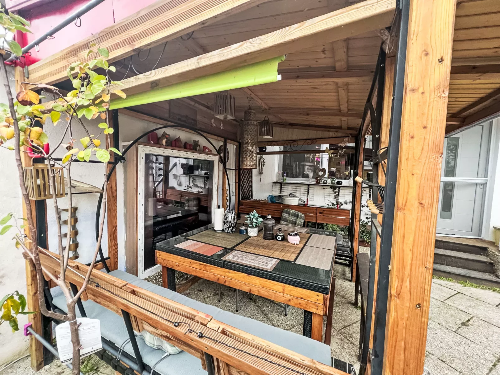 Garden-Inside