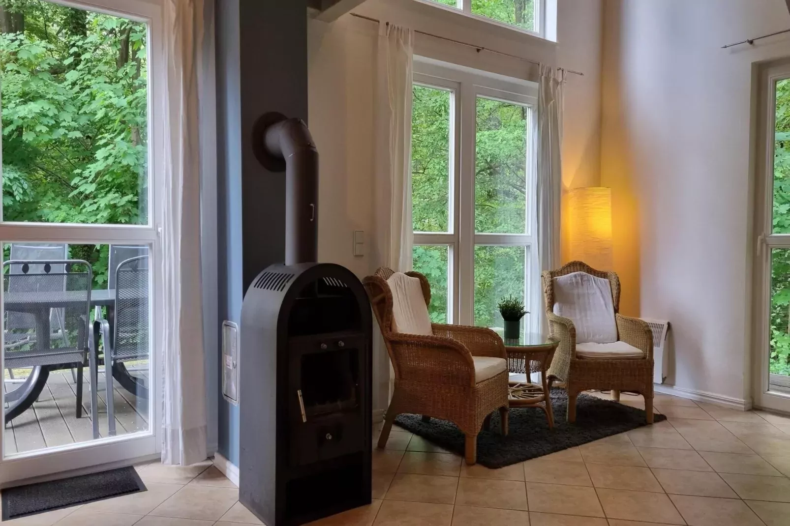 Familienhaus am Wald-Wohnzimmer