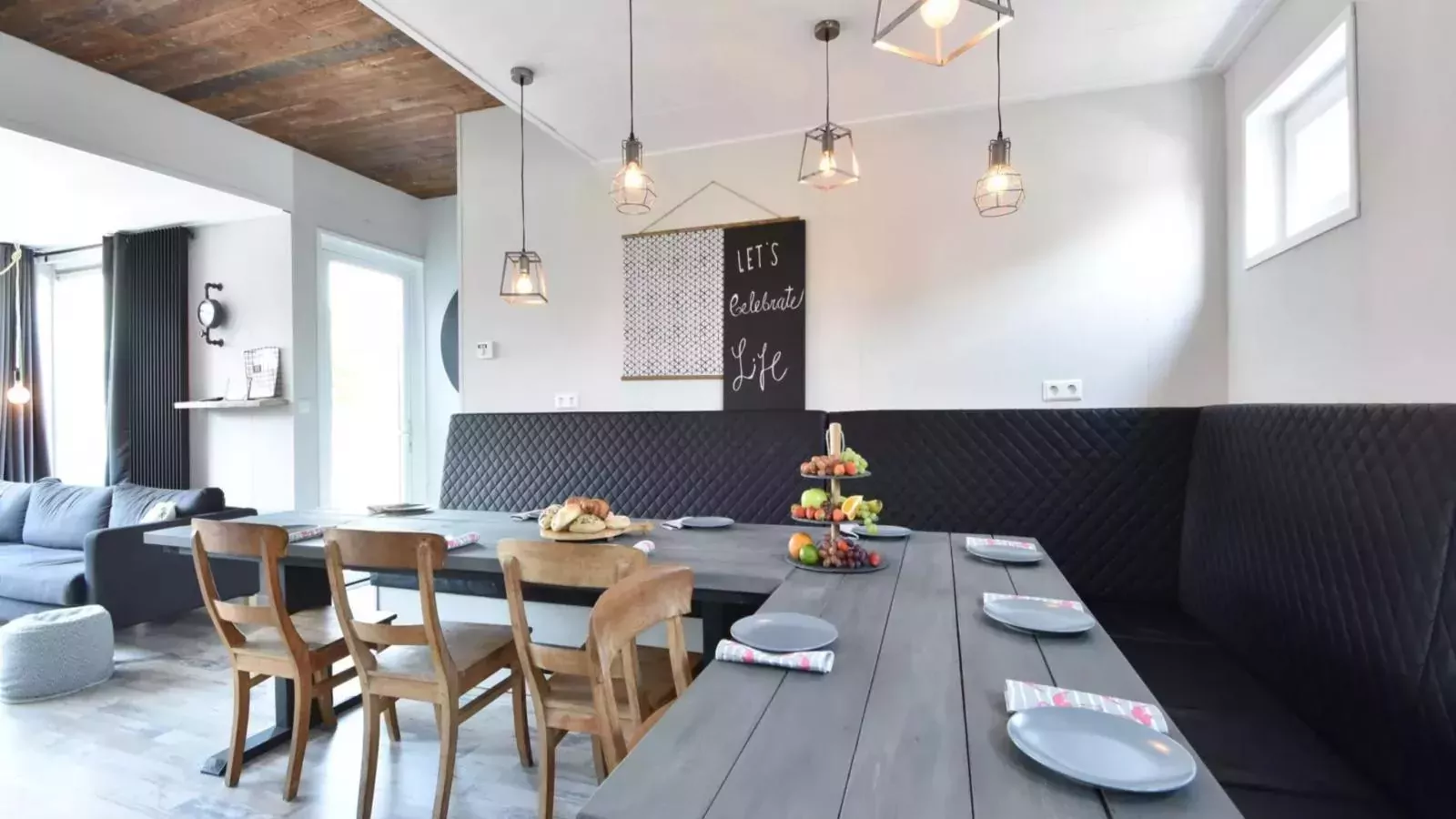 Casa Familia-Salle à manger