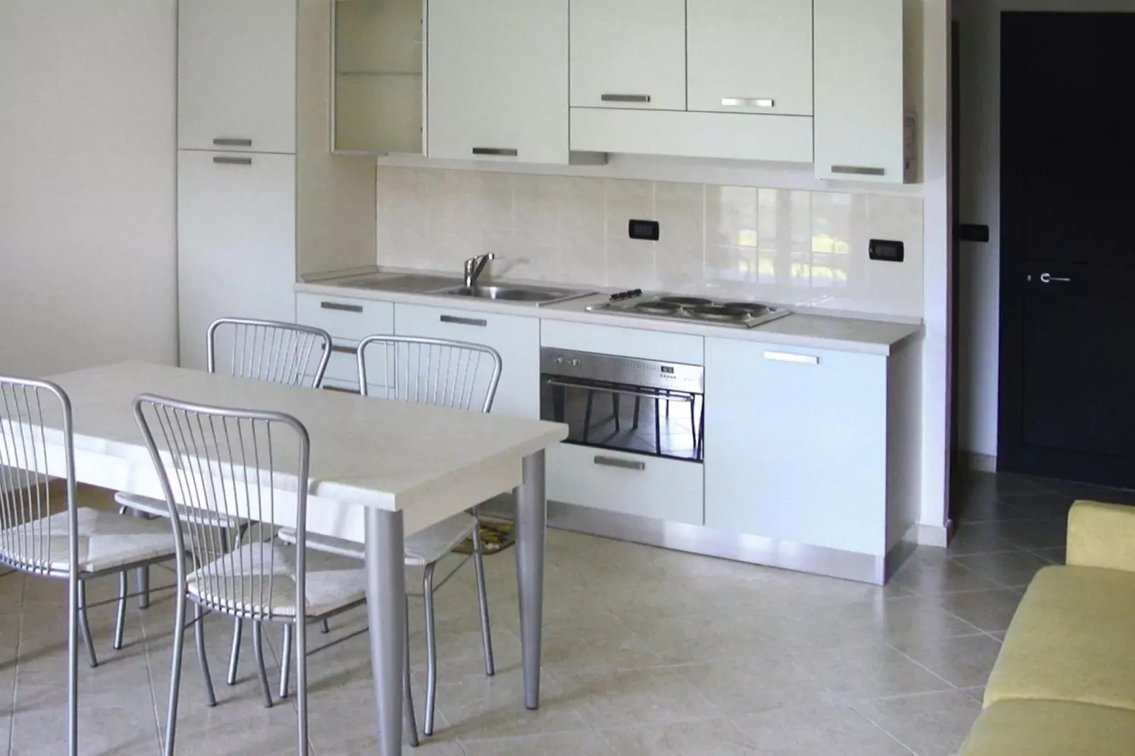Agri-tourism Borgo Ameno Casanova Lerrone TR2 / C6-Kitchen