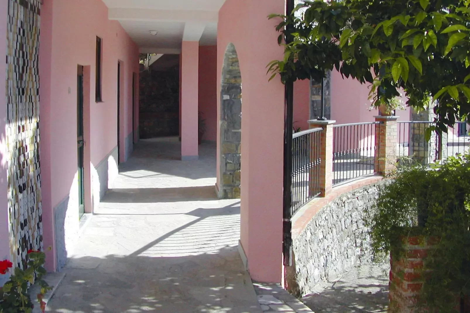 Agri-tourism Borgo Ameno Casanova Lerrone TR2 / C6-Exterior summer