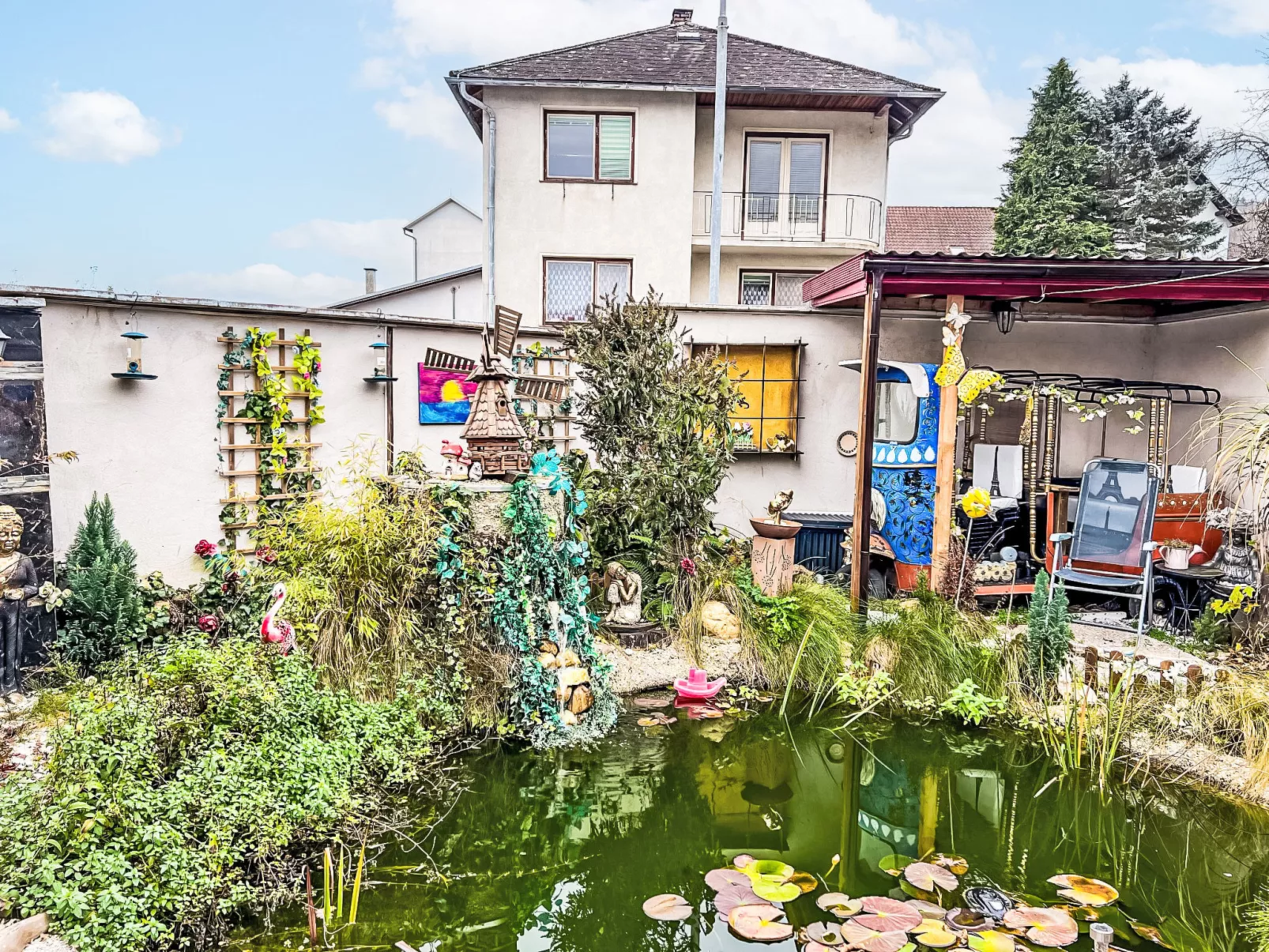 Garden Suite-Outside