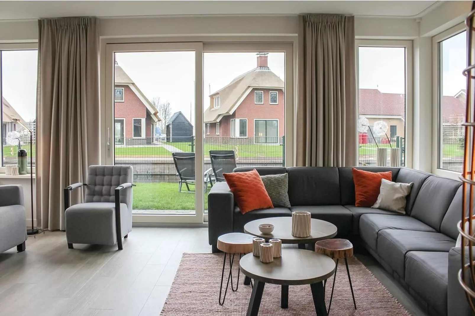 Recreatiepark Idskenhuizen 9-Living room
