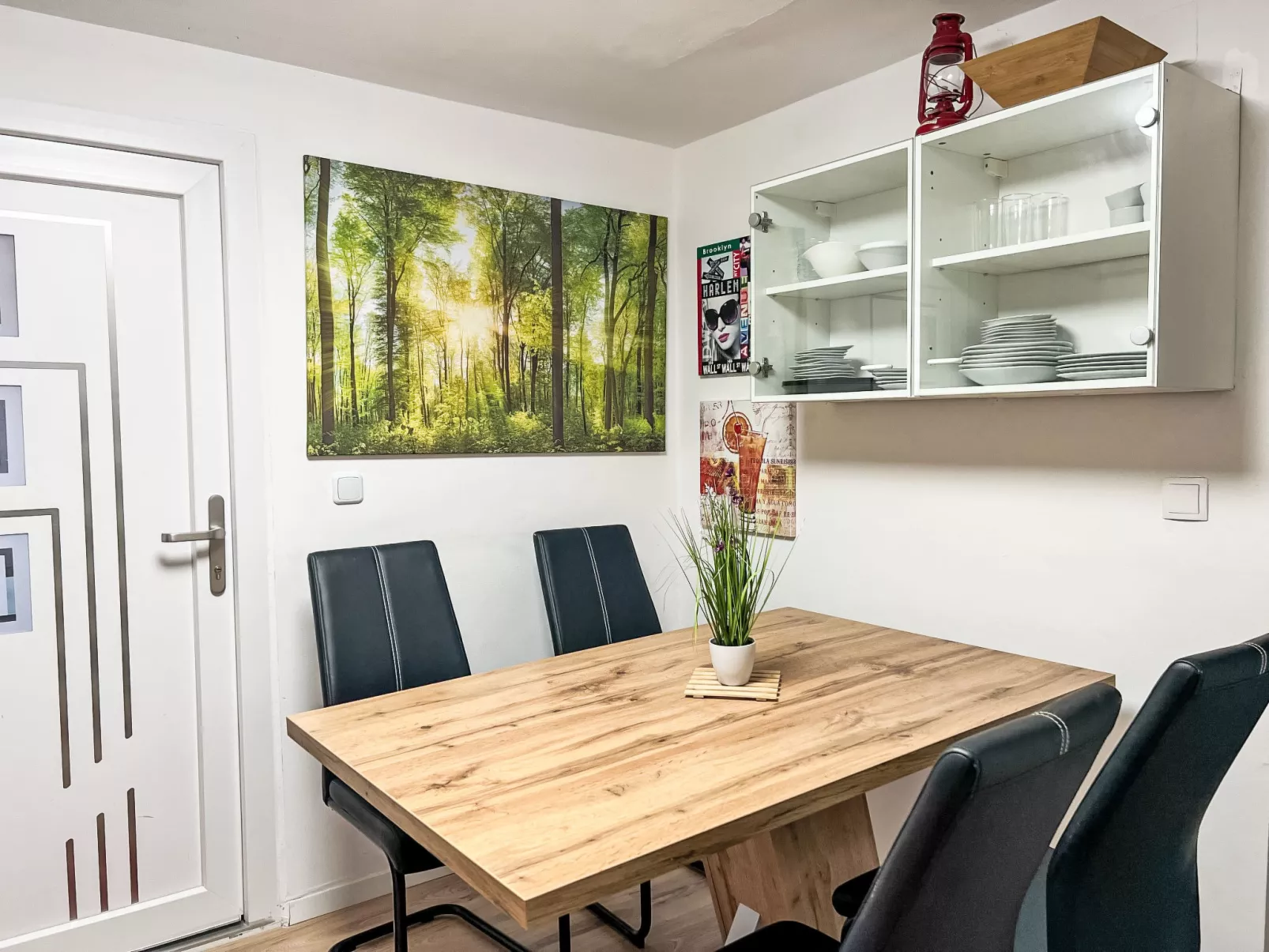 Garden Suite-Inside