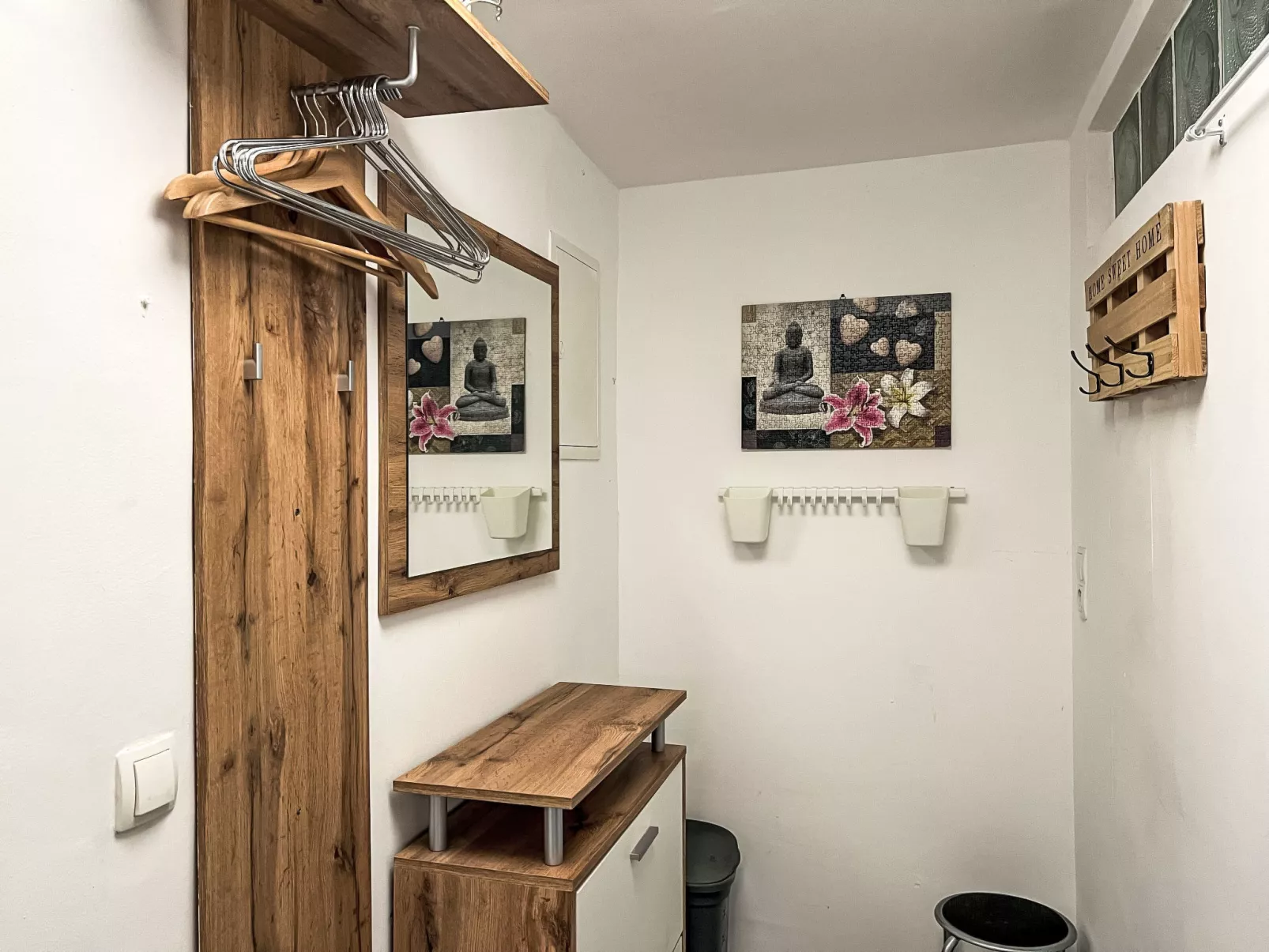 Garden Suite-Inside