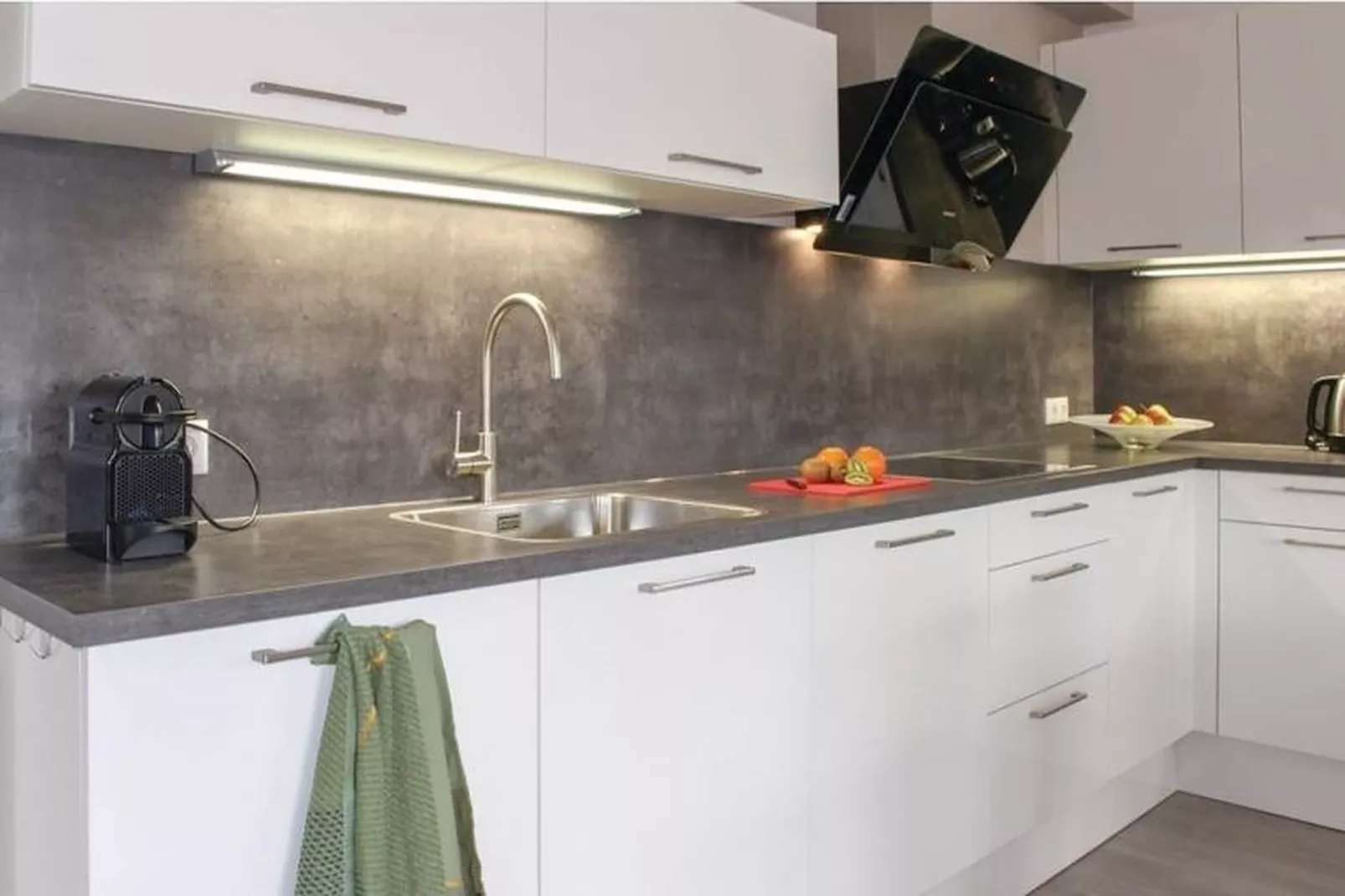 Recreatiepark Idskenhuizen 10-Kitchen