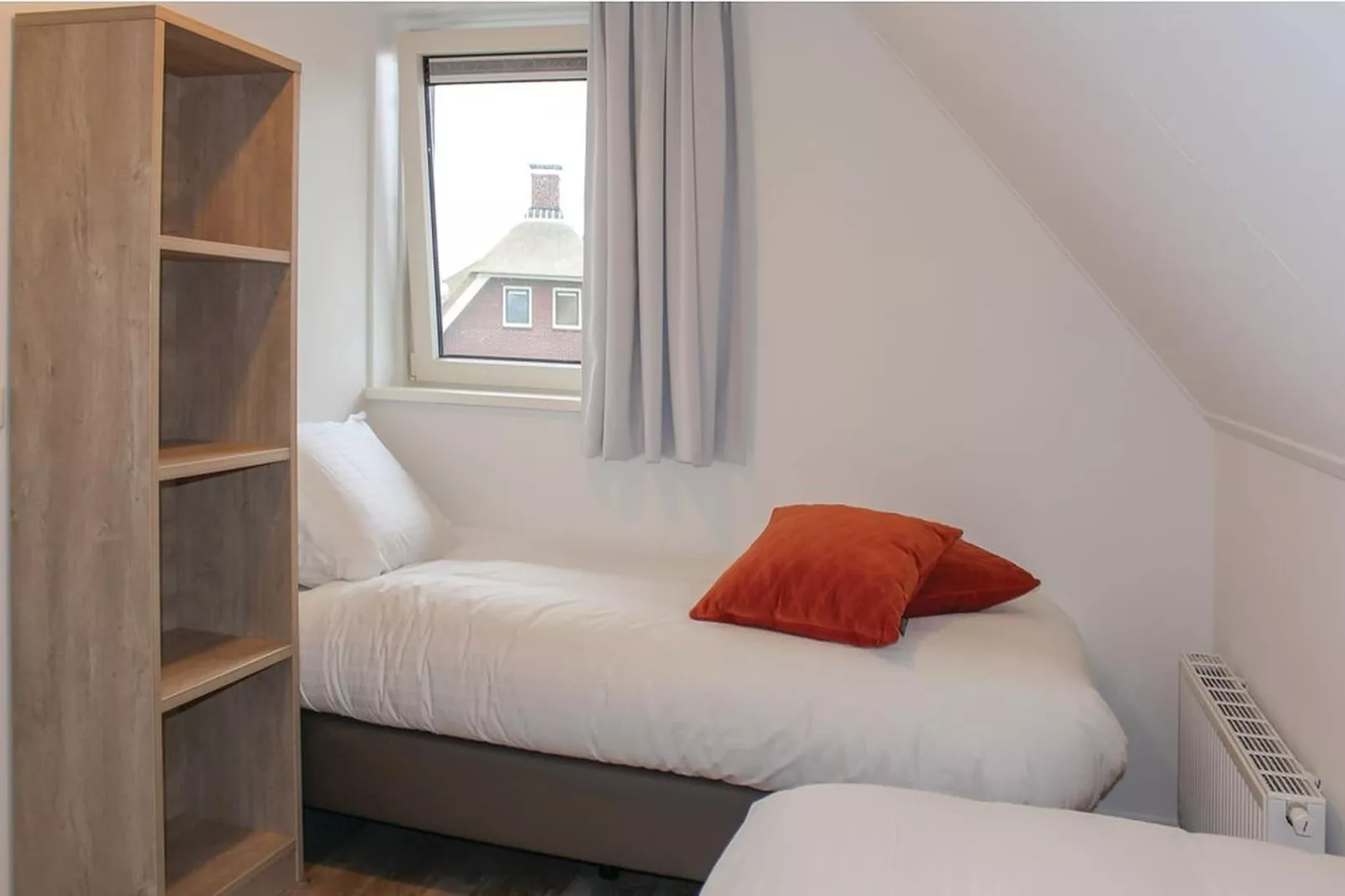 Recreatiepark Idskenhuizen 10-Bedroom