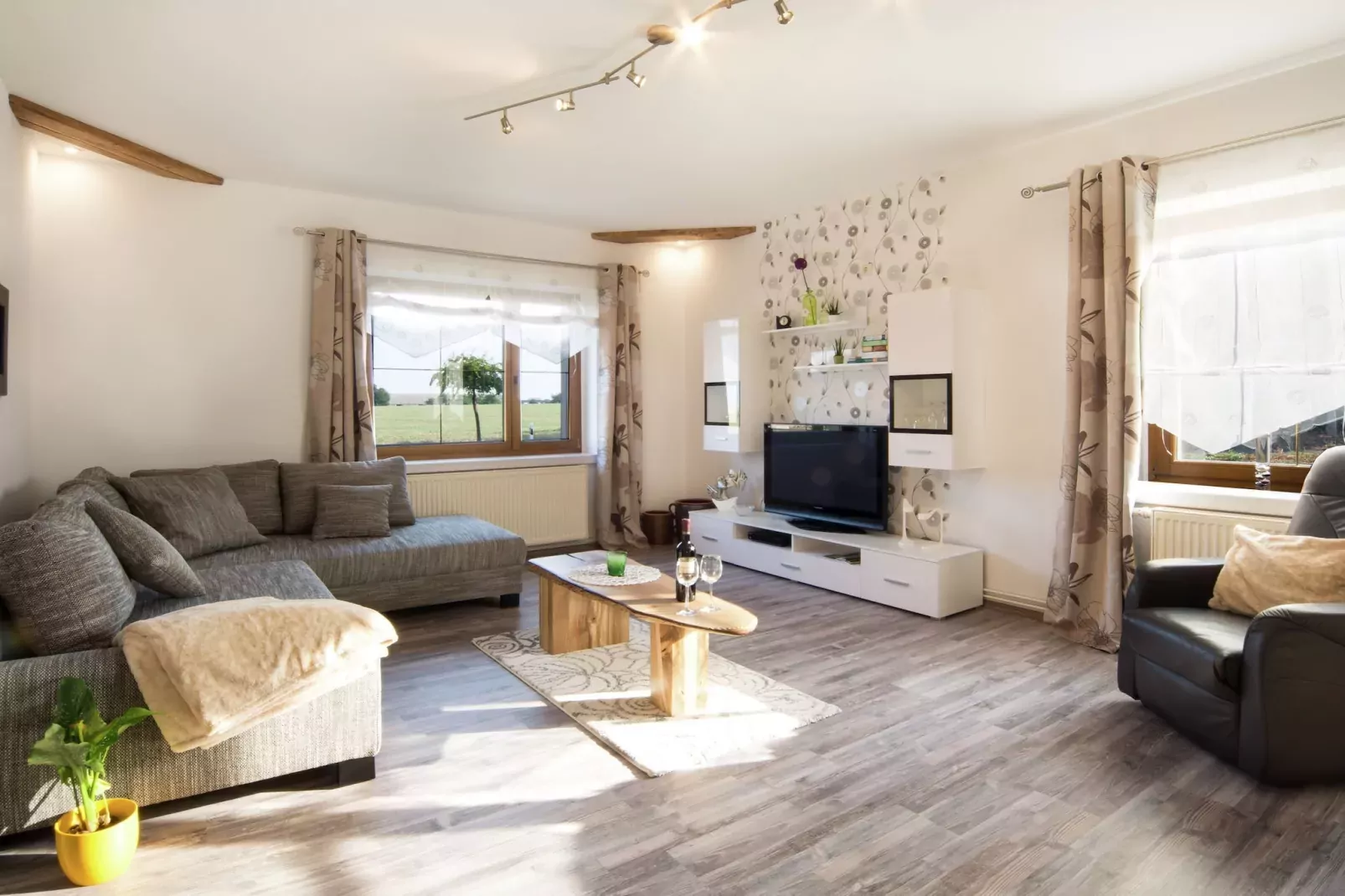 Opperode-Living room